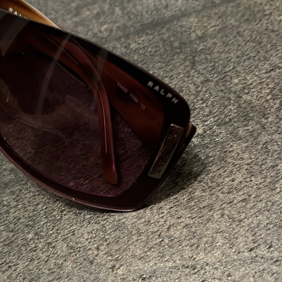 Ralph Lauren Sunglasses - Picture 6 of 10
